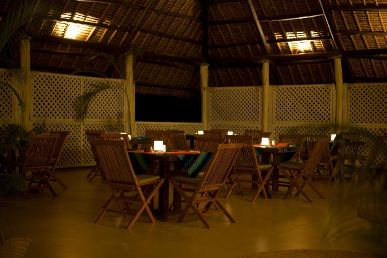 Kivuli Beach Resort Paje Extérieur photo