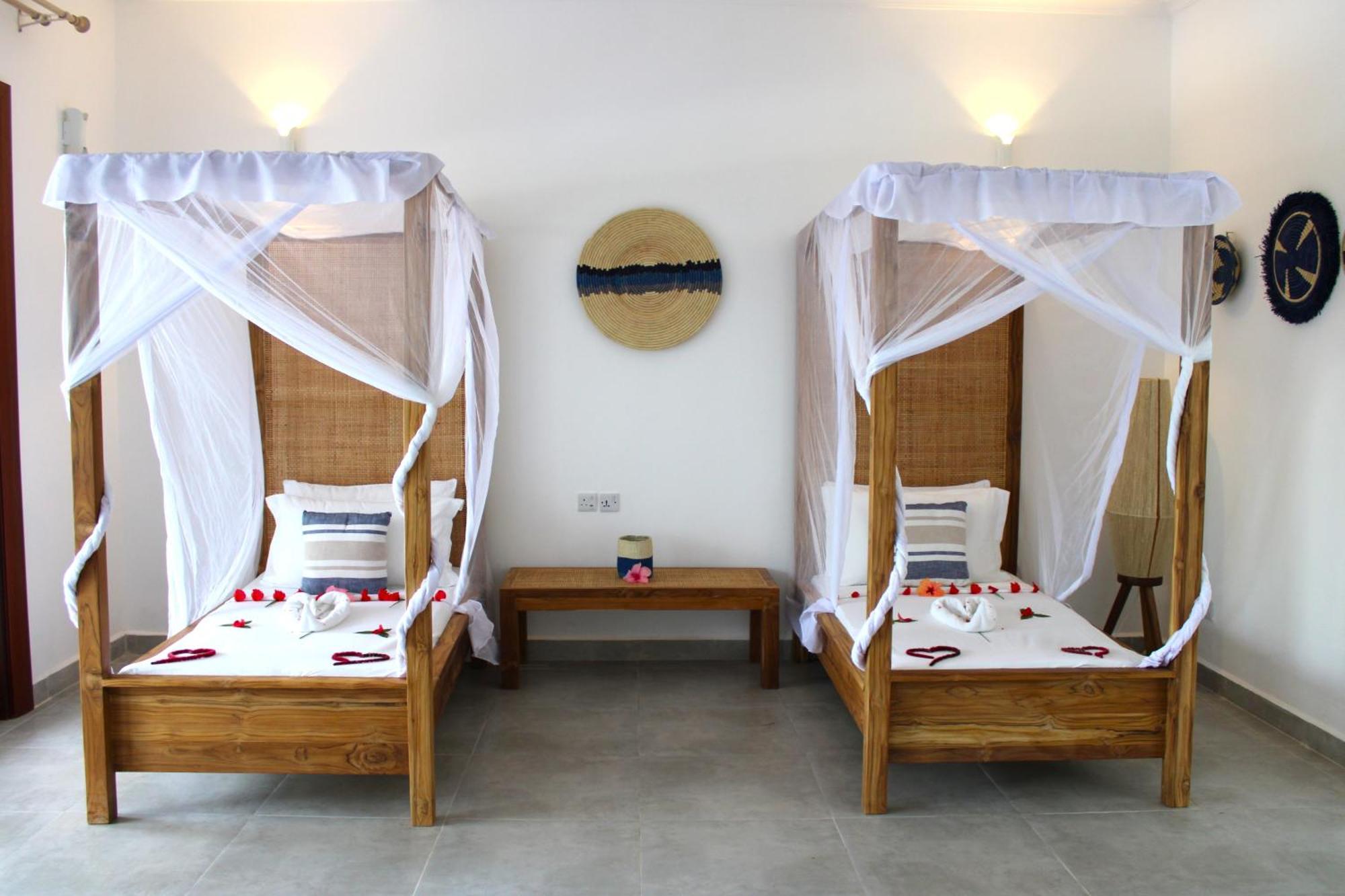 Kivuli Beach Resort Paje Extérieur photo
