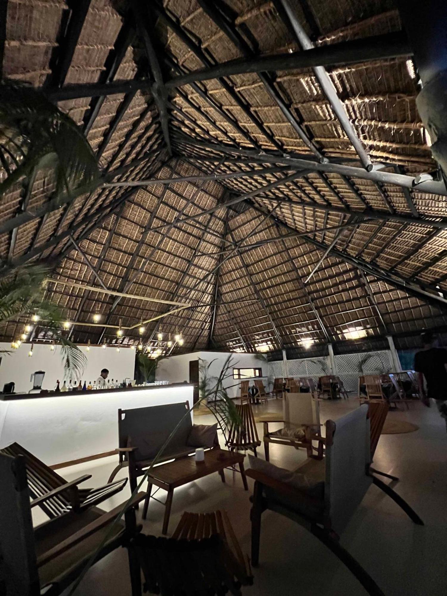 Kivuli Beach Resort Paje Extérieur photo